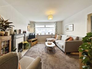 Lounge- click for photo gallery